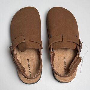 Lucky Brand Kids Tan Slippers